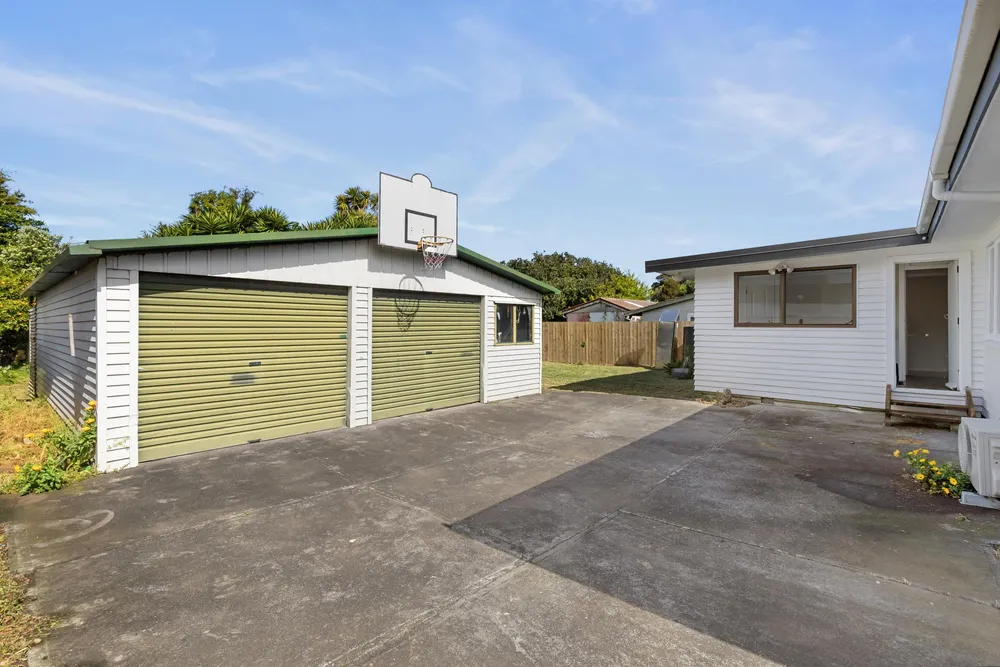 Photos of 2/42 Kiwi Esplanade