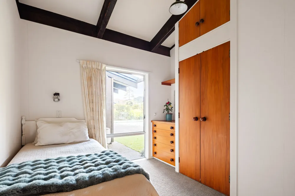Photos of 29 Domett Street