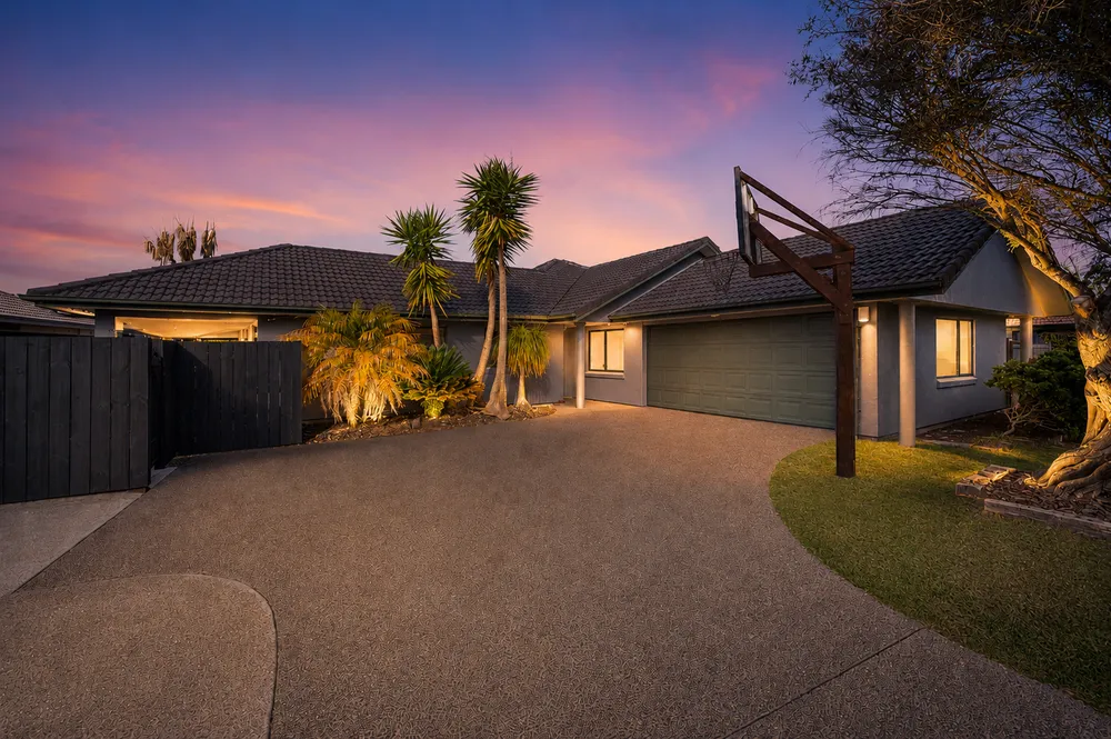 Photos of 43 Tuihana Drive