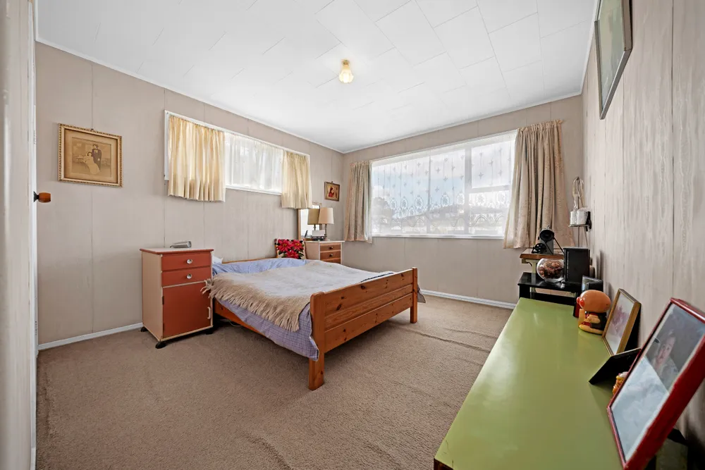 Photos of 17 Hope Farm Avenue