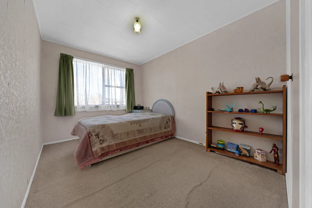 Photos of 17 Hope Farm Avenue