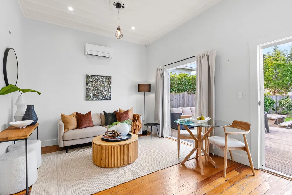 Photos of 11 Catherine Street