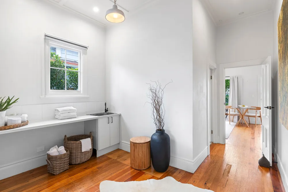 Photos of 11 Catherine Street