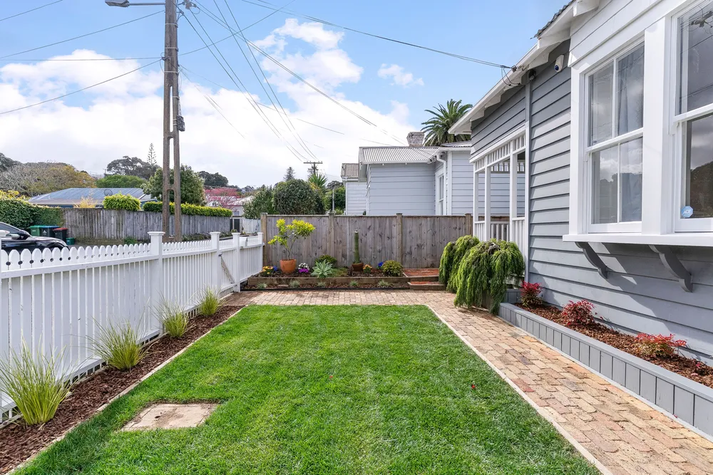 Photos of 11 Catherine Street