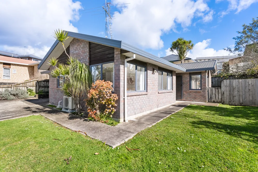 Photos of 51 Milan Drive