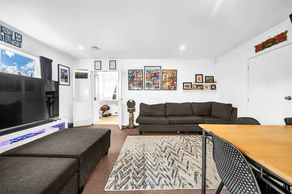 Photos of 1 Bendale Place