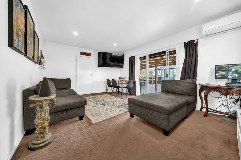 Photos of 1 Bendale Place