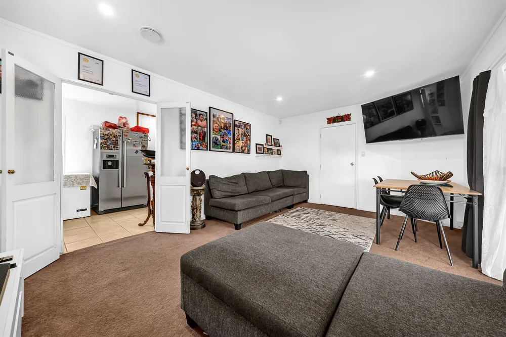 Photos of 1 Bendale Place