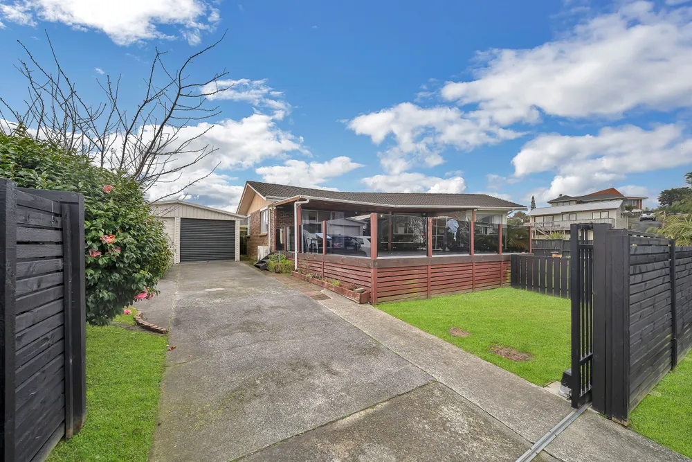 Photos of 1 Bendale Place