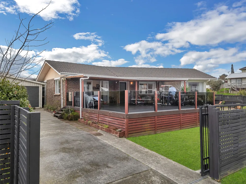 Photos of 1 Bendale Place
