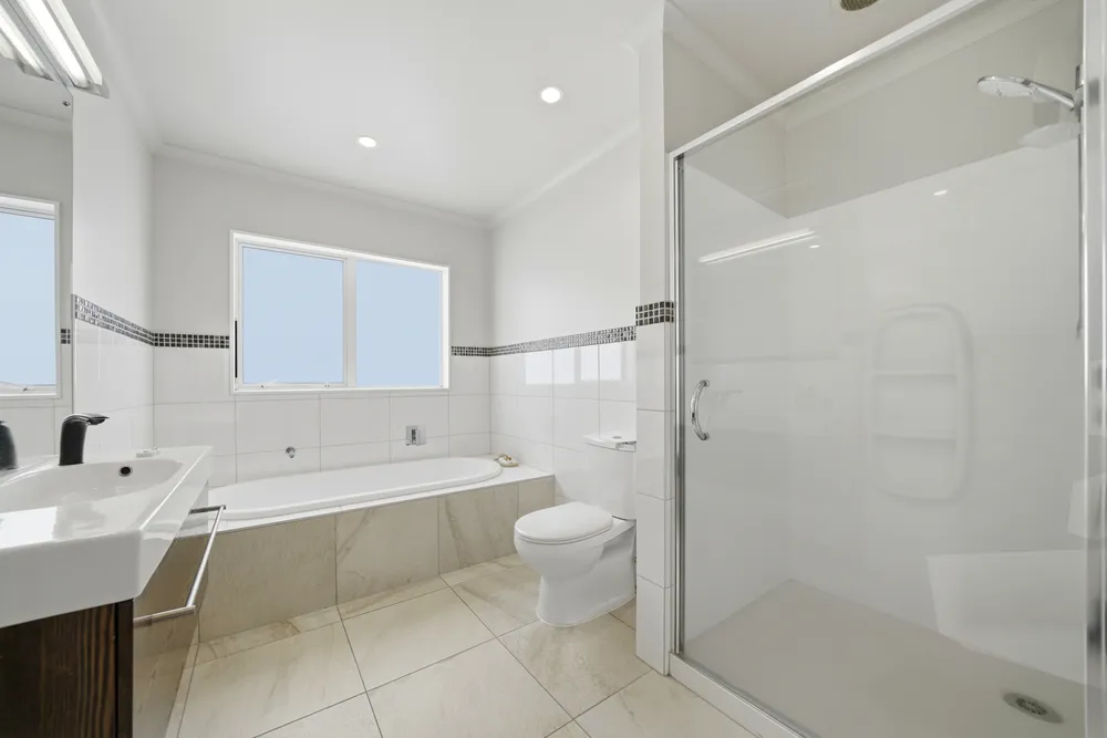 Photos of 37 Tihi Street