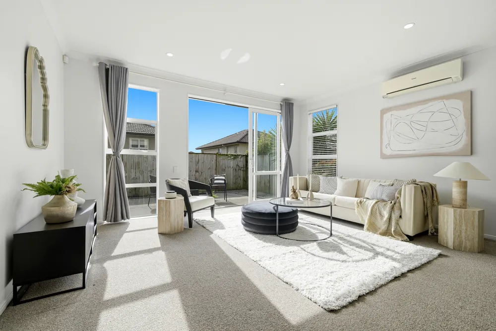 Photos of 37 Tihi Street