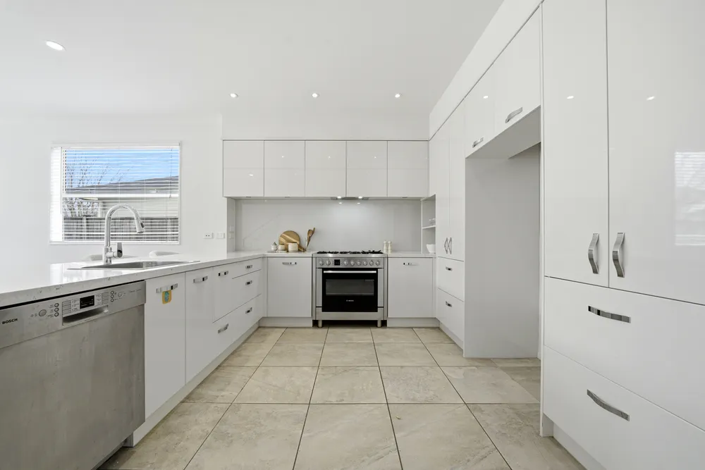 Photos of 37 Tihi Street