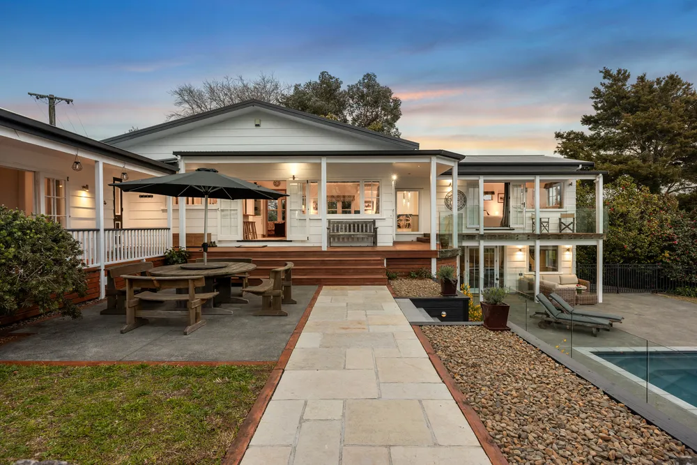 Photos of 205 Kern Road