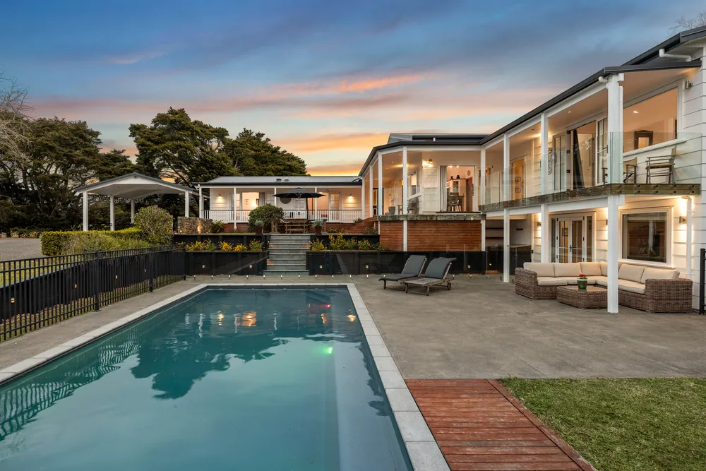 Photos of 205 Kern Road