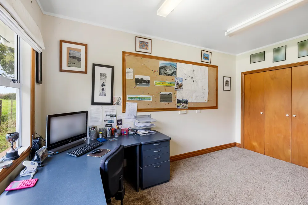 Photos of 205 Kern Road