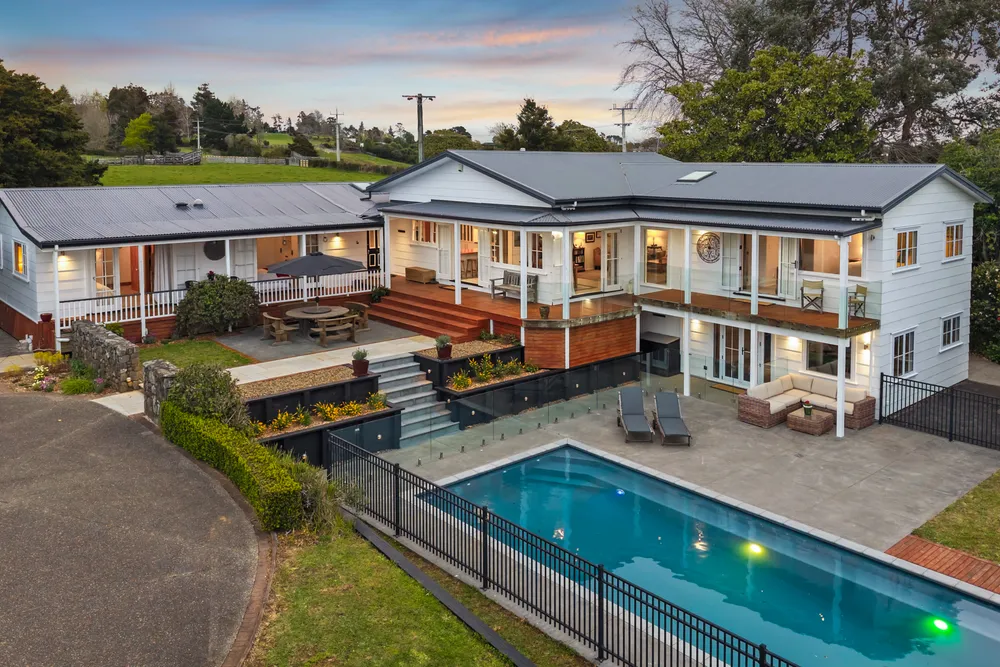 Photos of 205 Kern Road