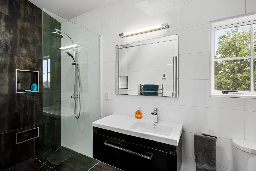 Photos of 205 Kern Road
