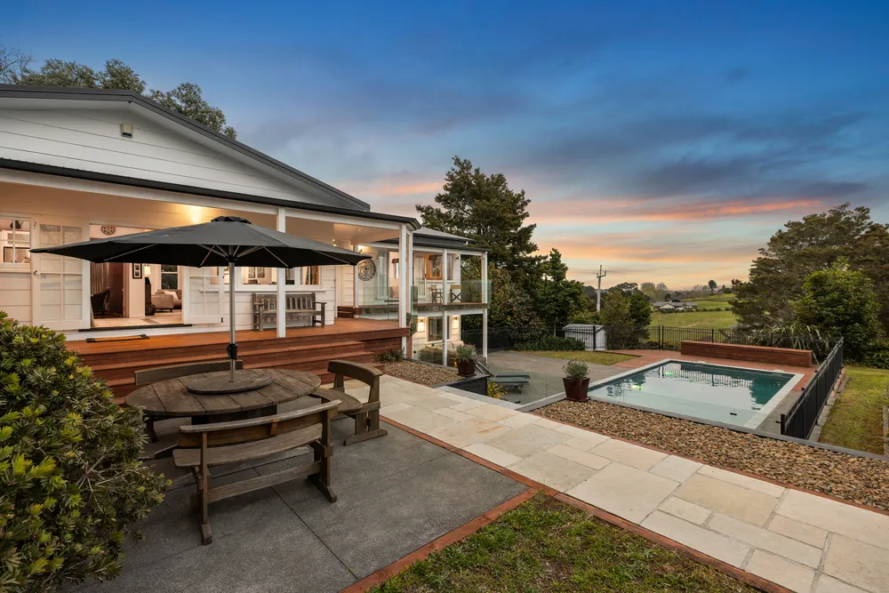 Photos of 205 Kern Road
