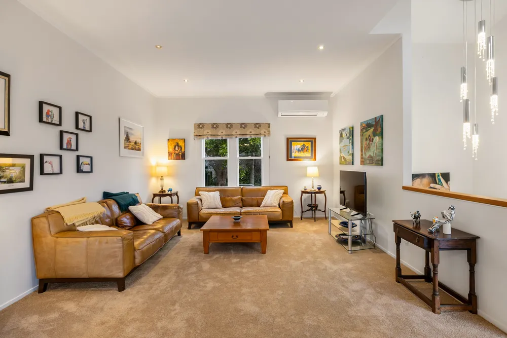 Photos of 205 Kern Road