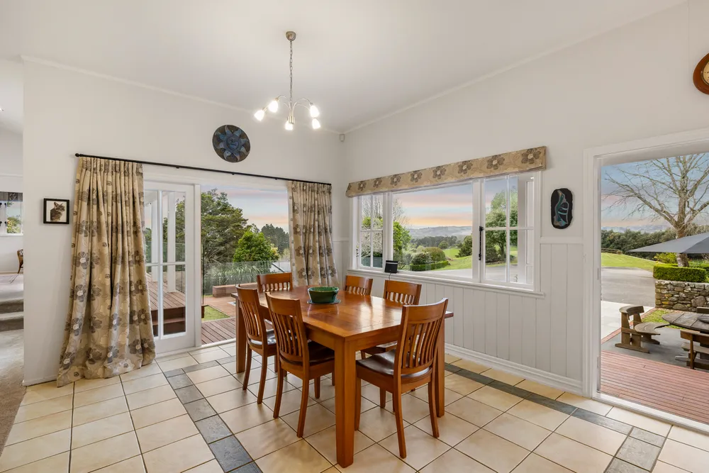 Photos of 205 Kern Road