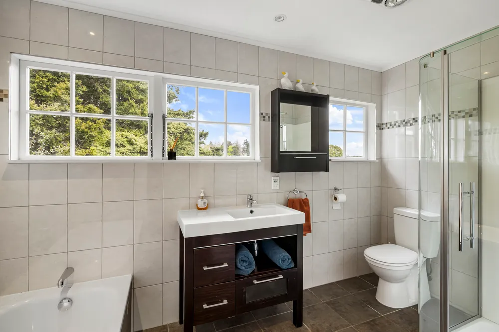 Photos of 205 Kern Road