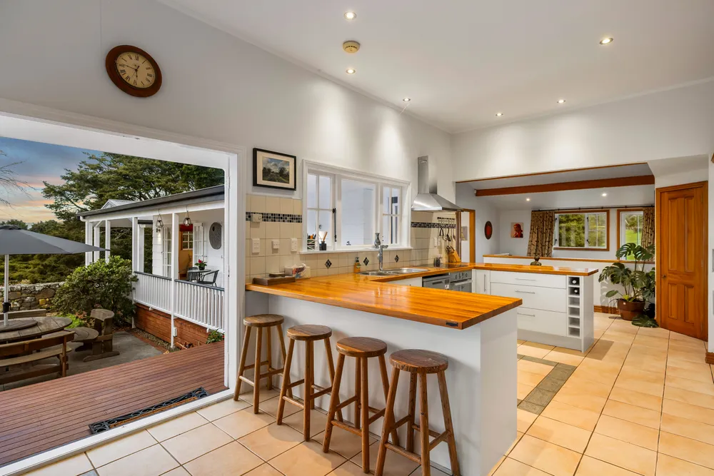 Photos of 205 Kern Road