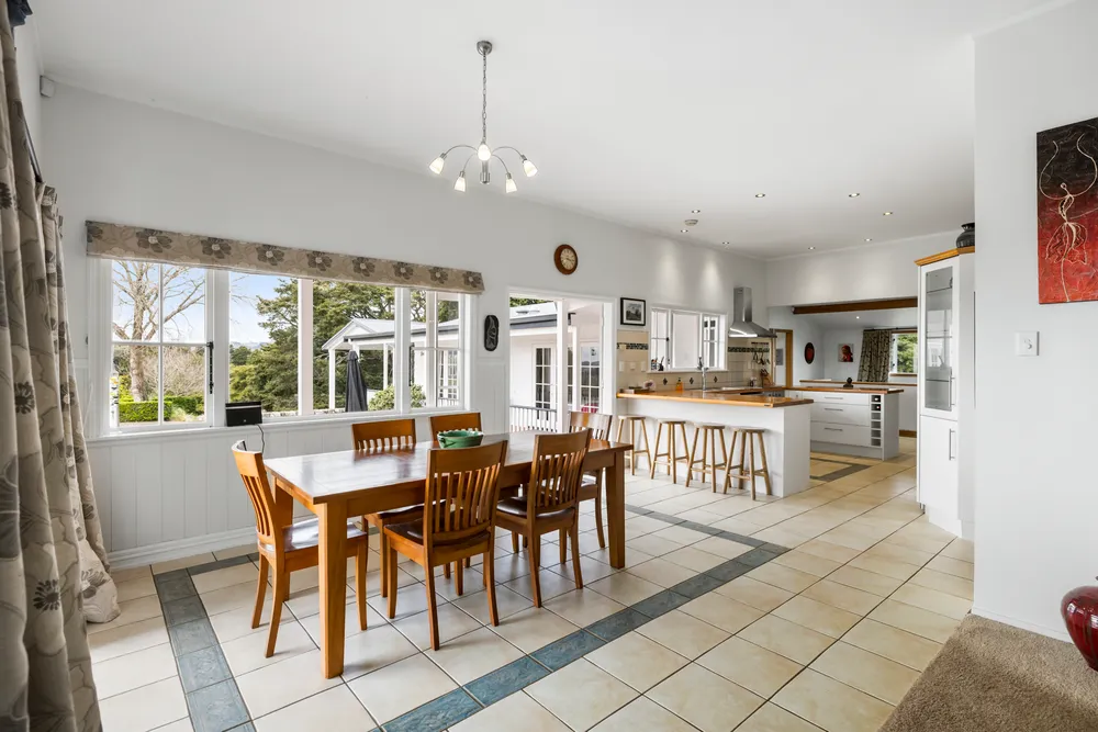 Photos of 205 Kern Road