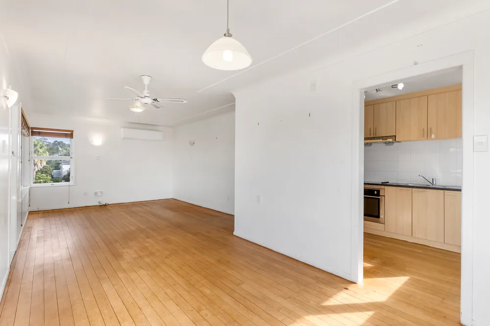 Photos of 1/90 Browns Bay Road
