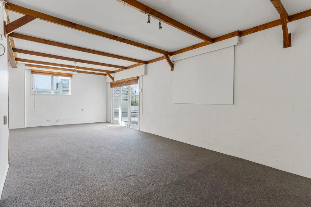 Photos of 1/90 Browns Bay Road