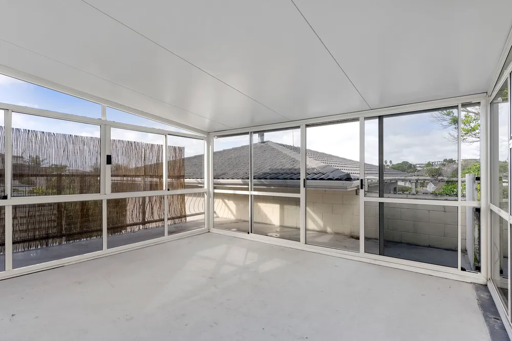 Photos of 1/90 Browns Bay Road