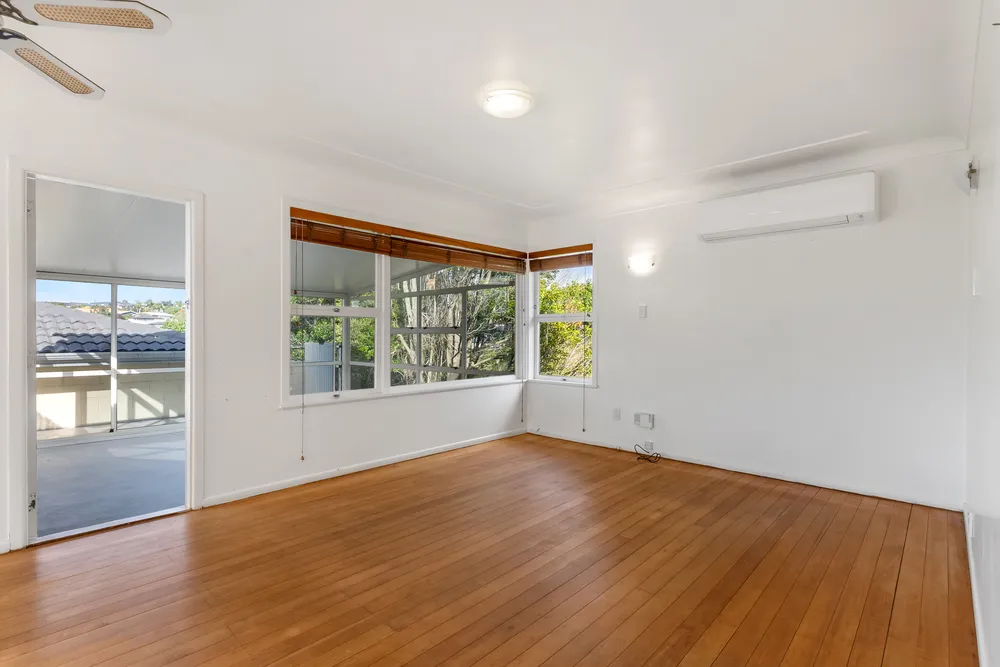 Photos of 1/90 Browns Bay Road