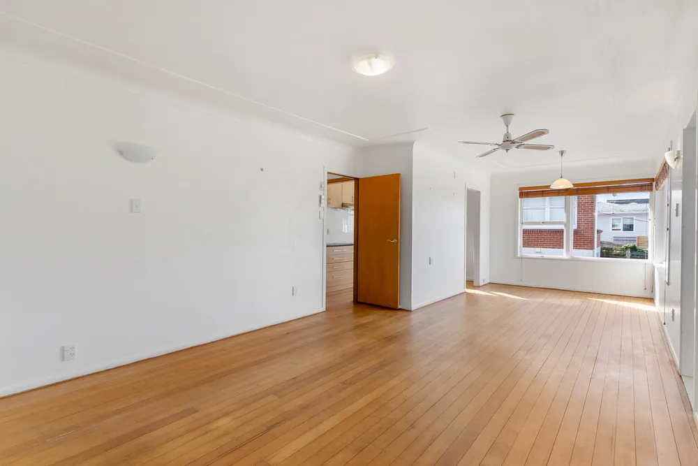 Photos of 1/90 Browns Bay Road