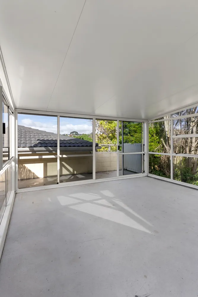 Photos of 1/90 Browns Bay Road