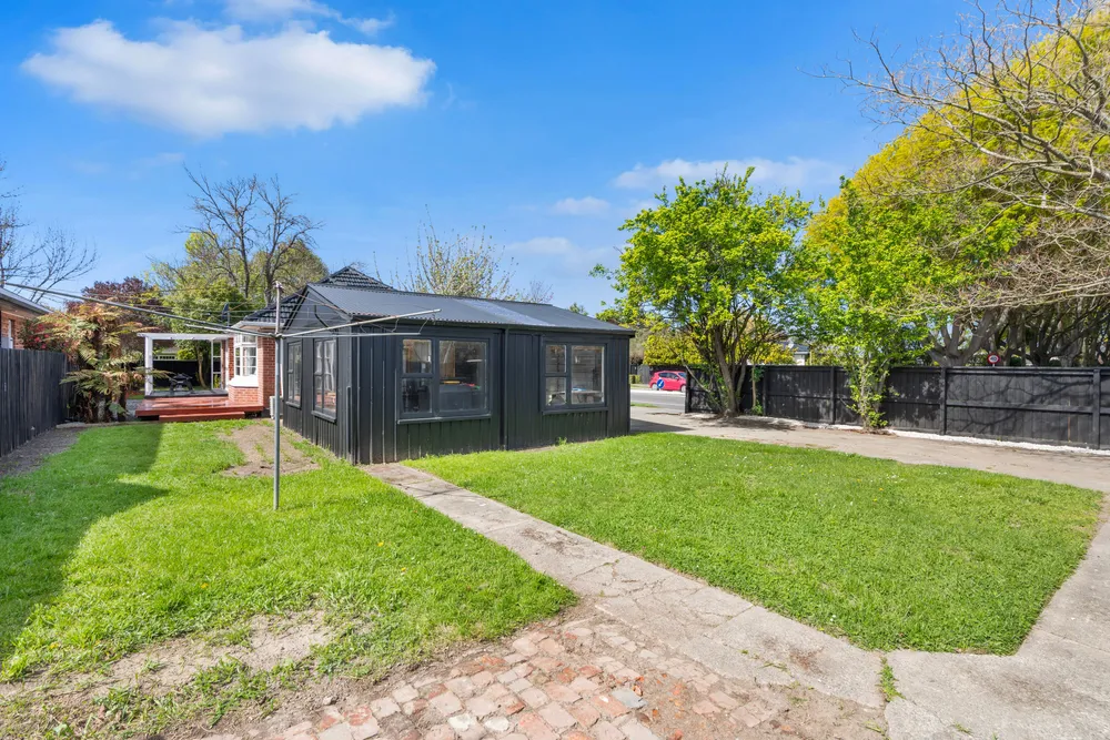 Photos of 235 Innes Road