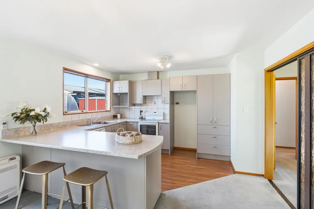 Photos of 83 Vivian Street