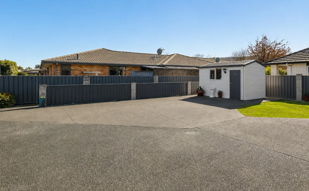 Photos of 105 Ormond Road