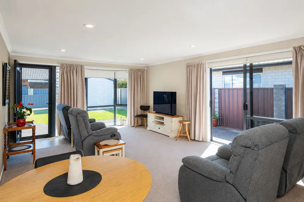 Photos of 105 Ormond Road