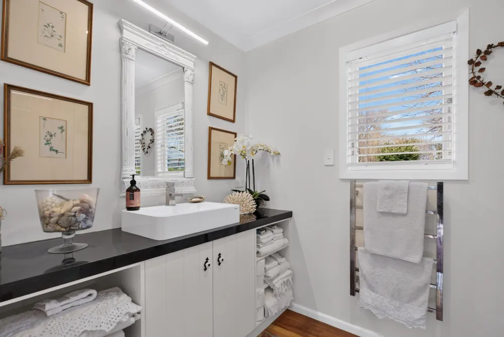 Photos of 320 Clifton Road