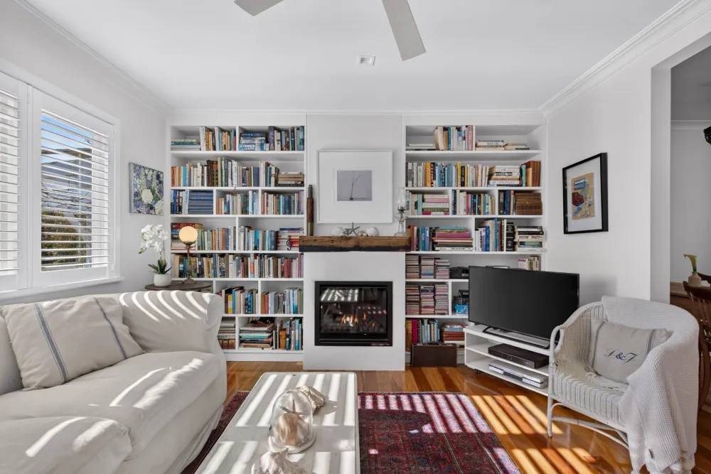Photos of 320 Clifton Road