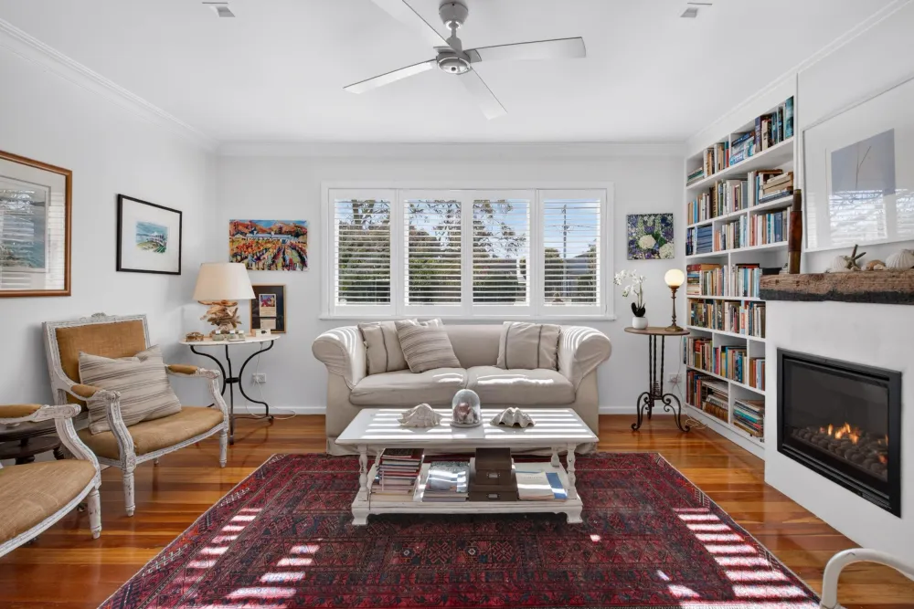 Photos of 320 Clifton Road