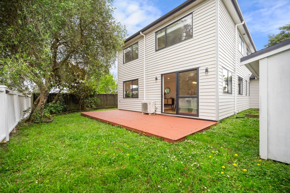 Photos of 324A Royal Road
