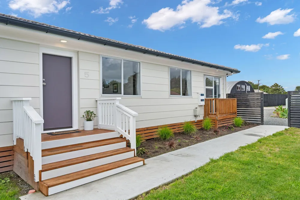 Photos of 5 Caber Lane