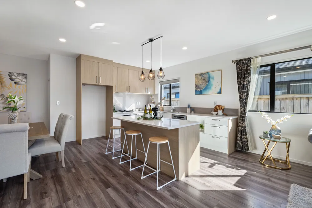 Photos of 4 Silver Beech Street