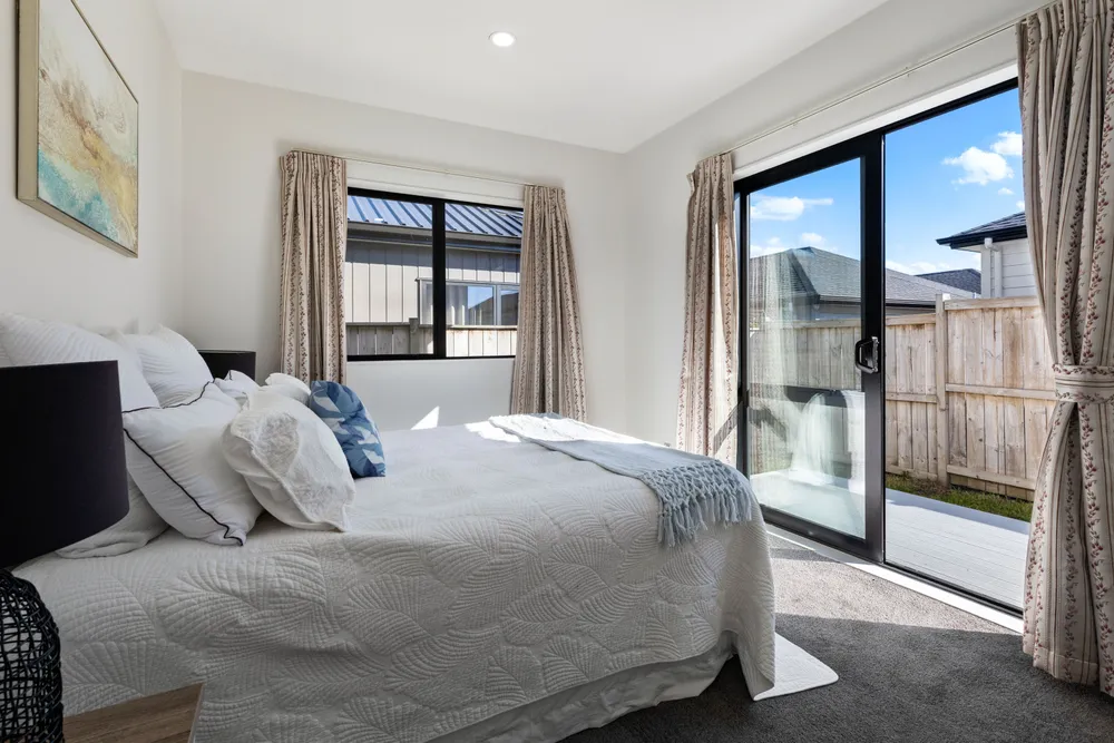Photos of 4 Silver Beech Street