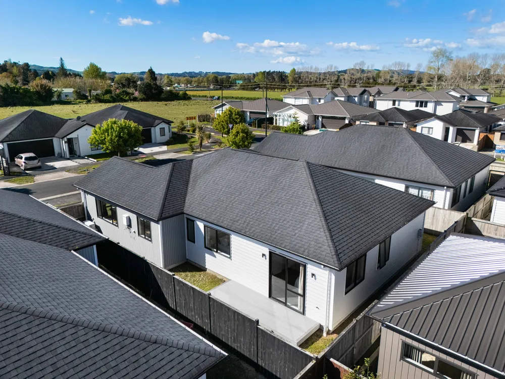 Photos of 4 Silver Beech Street