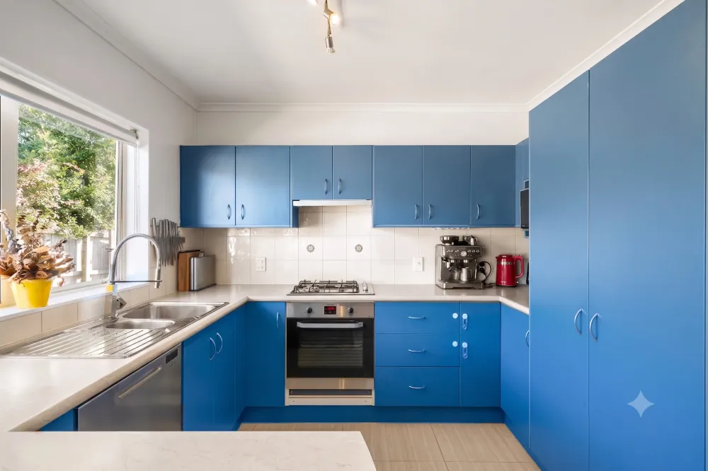 Photos of 35 Carisbrook Crescent