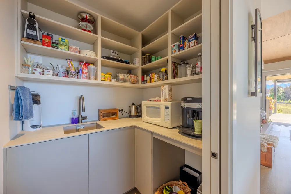 Photos of 19 Glenbrae Crescent
