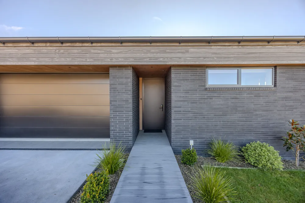 Photos of 19 Glenbrae Crescent