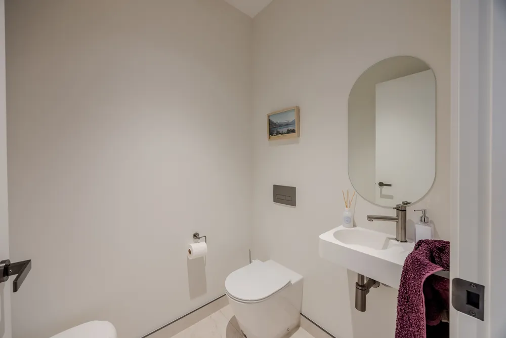Photos of 19 Glenbrae Crescent